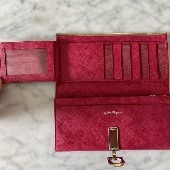 Salvatore Ferragamo Red Black Long Gancini Wallet - Picture 3 of 9